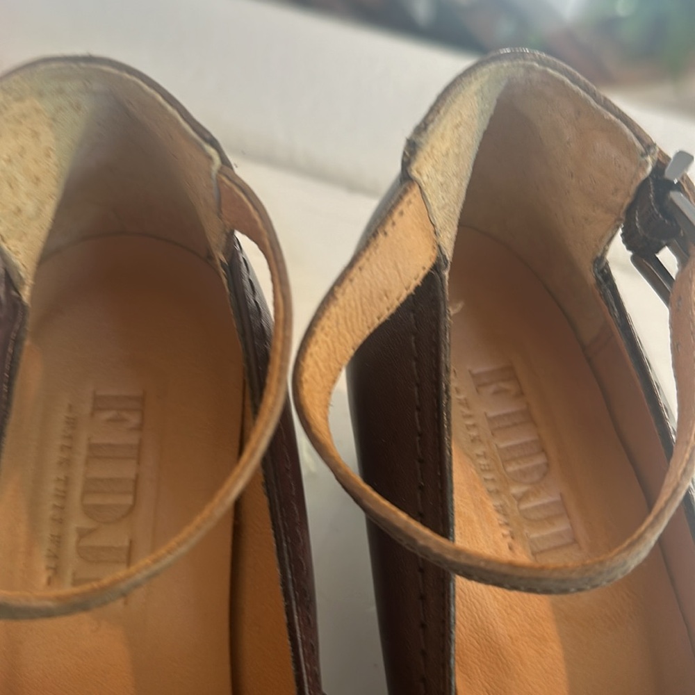 FIDJI two tone leather ankle strap heels 38 7 - Picture 3 of 9